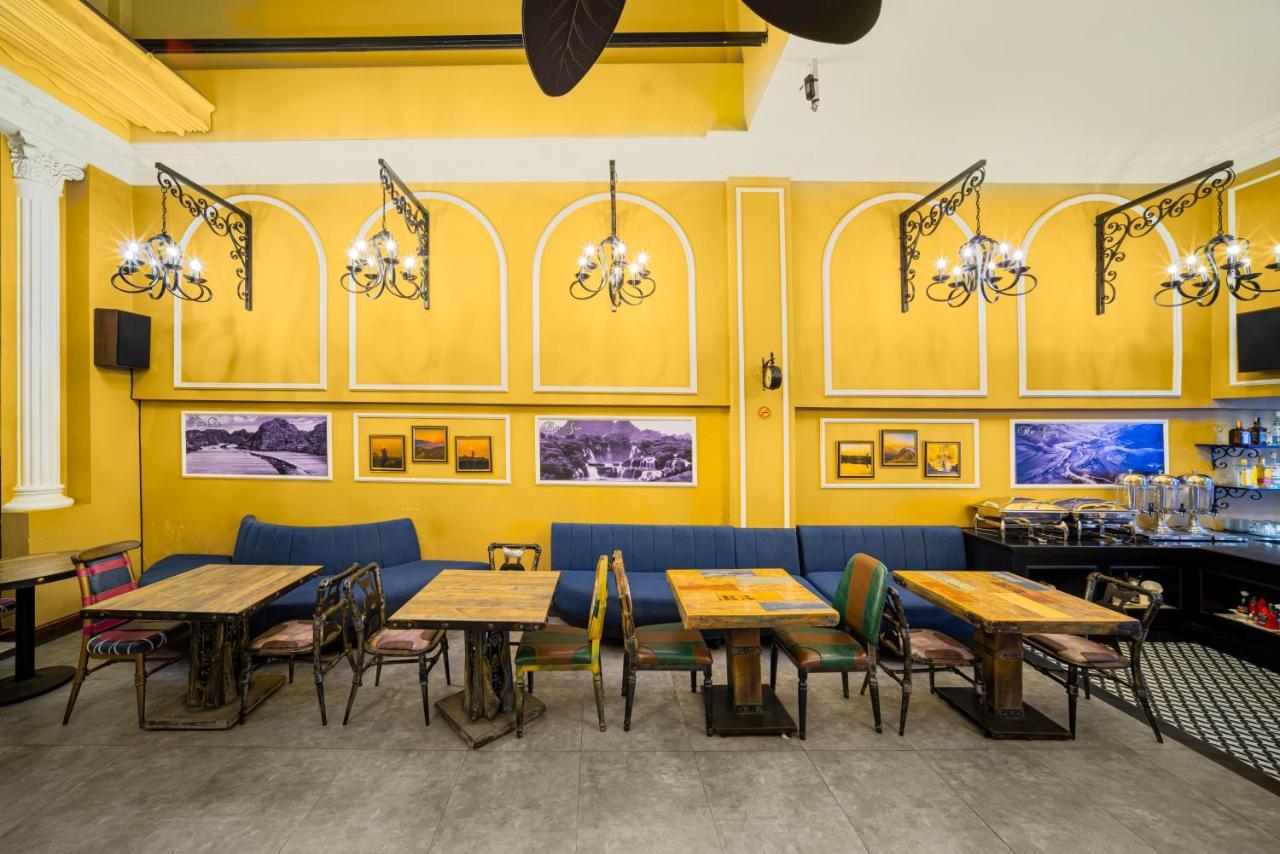 Little Charm Hanoi Hostel Екстер'єр фото